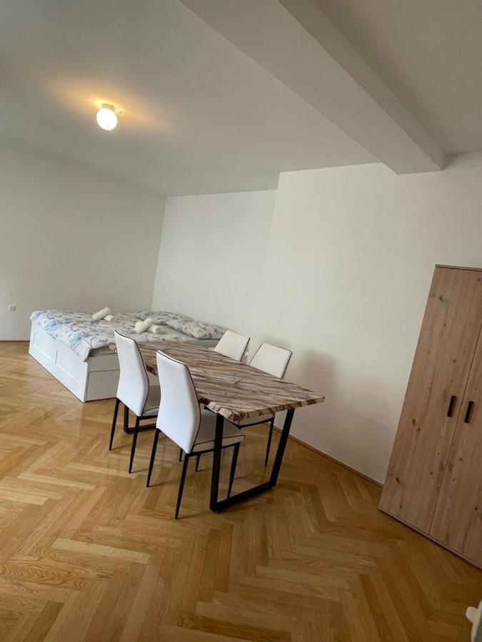 Default Stepahnsplatz Apartment Viena Exterior foto